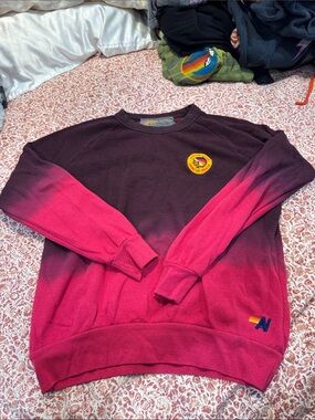 Ombré crewneck